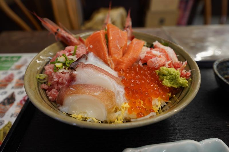 海鮮丼