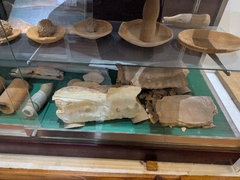 固形化した温泉析出物